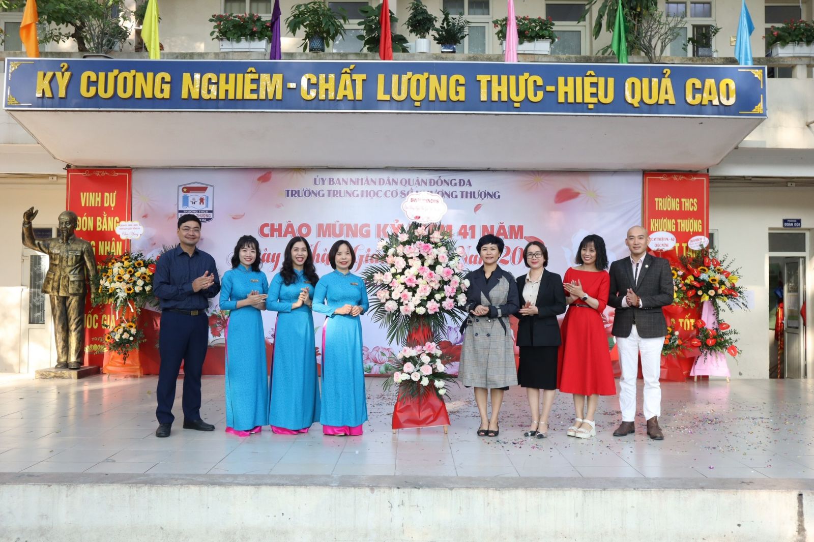 Trường THCS Khương  Thượng tổ chức kỉ niệm chào mừng ngày Nhà giáo Việt Nam 20/11